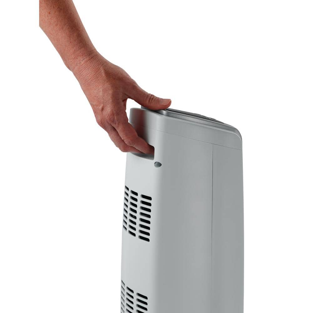https://images.thdstatic.com/productImages/3c704016-bcbe-42f5-8874-d078795a3f91/svn/whites-lasko-ceramic-heaters-5775-1f_1000.jpg