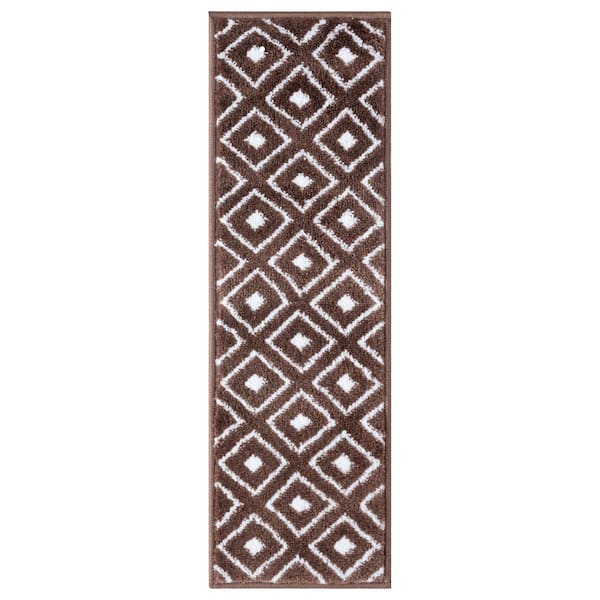 Beverly Rug Valencia Brown/Ivory 9 in. x 28 in. Non-Slip Stair Tread Cover (Set of 7)