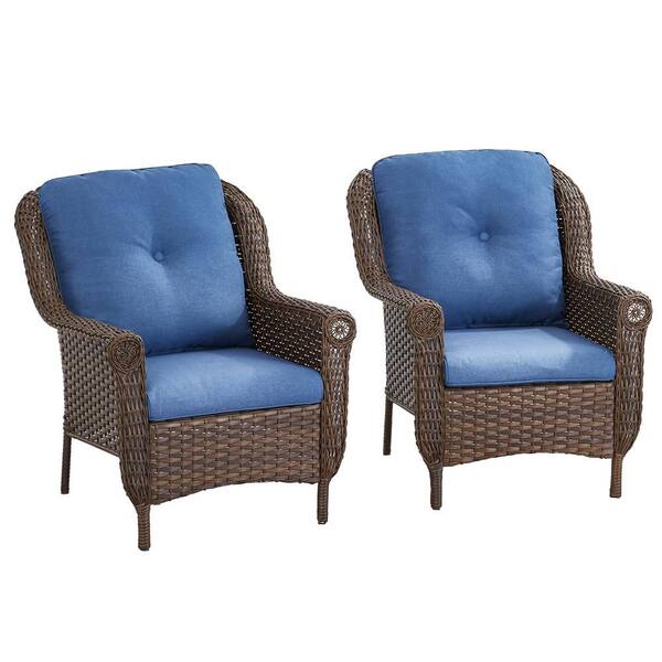 Chrysanthemum Armrest Series 2-Pack Outdoor Brown Wicker Outdoor Lounge Chair with CushionGuard Blue Cushions