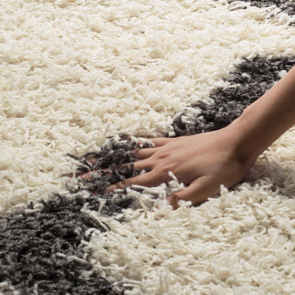 Ivory & Dark Grey Geometric Shag Square Rug, Easy Care Synthetic 6'x6'