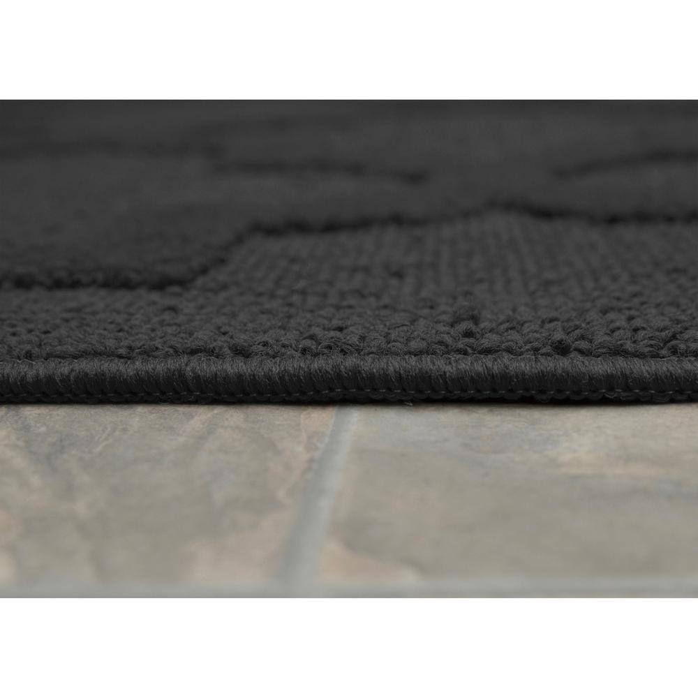 Cinder Gray Quatrefoil Tufted 12' Square Synthetic Area Rug