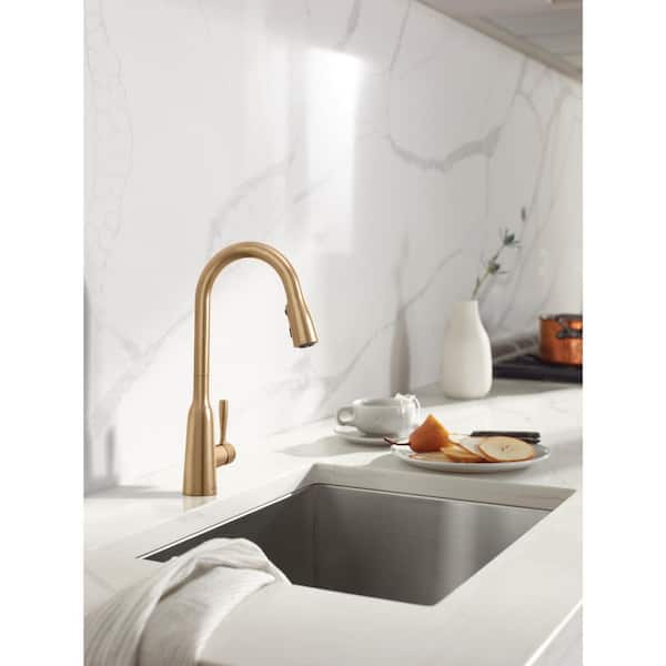 Orevisi Single-Handle Pull-Down Sprayer Kitchen Faucet with Reflex and Power Boost in Bronzed Gold