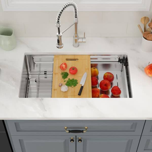 Logmey 33 in. Undermount Workstation Sink Single Bowl 16-Gauge