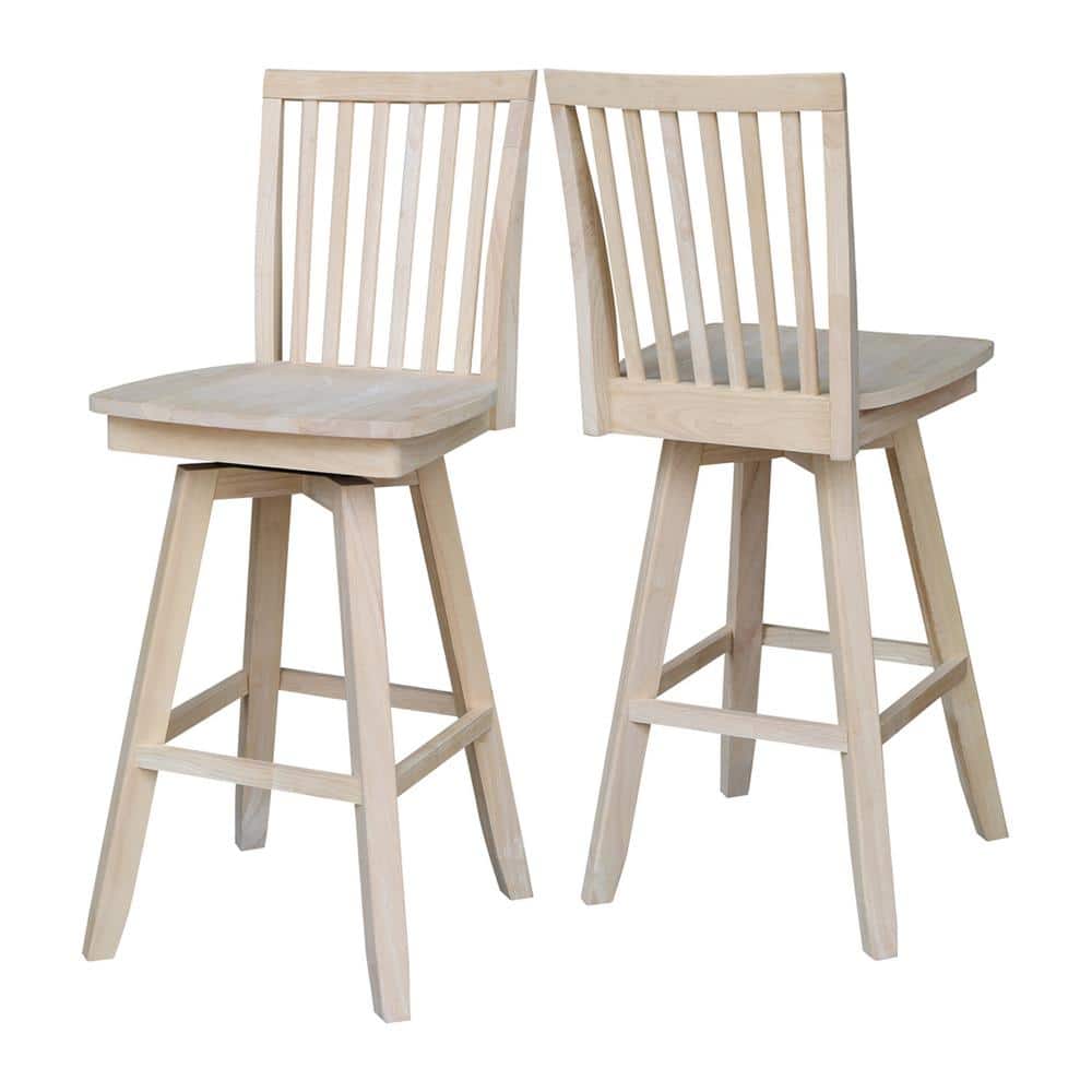Traditional Rubberwood Swivel Bar Stool in Rich Brown