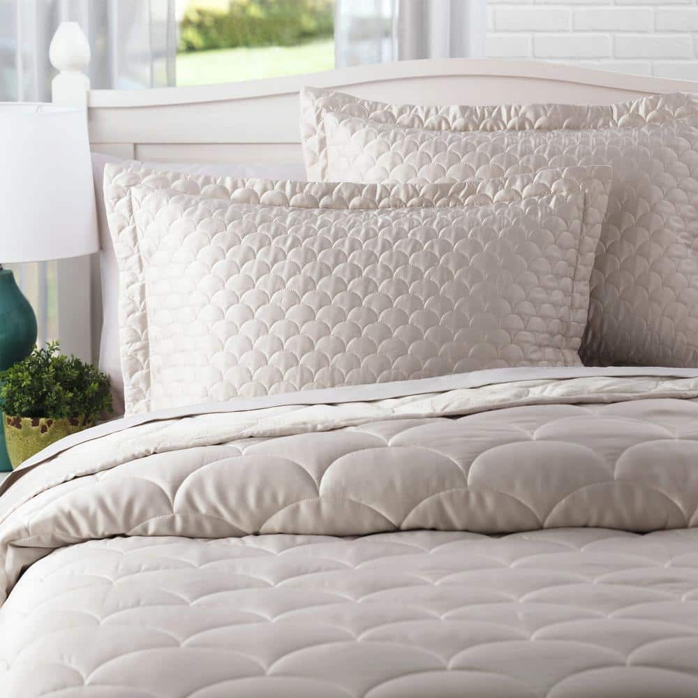 nikki-chu-pillow-shams-