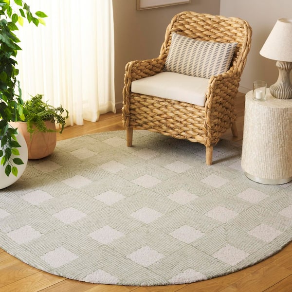 Ebony 6 ft. x 6 ft. Green/Ivory Chevron Diamond Lattice Round Area Rug