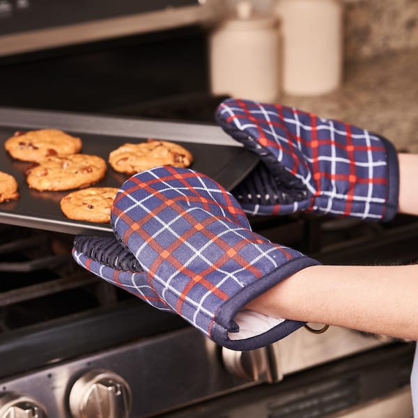 Nautica Red Plaid 100% Cotton Mini Oven Mitts With Silicone Palm (Set of 2)  NAN013831 - The Home Depot