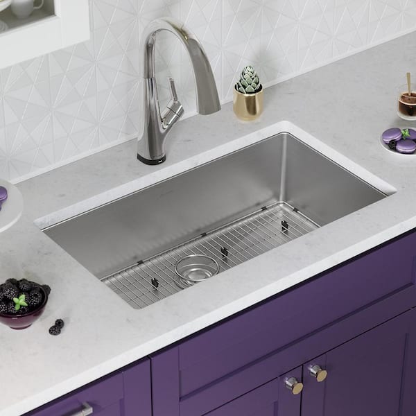 Crosstown 33 in. Drop-In/Undermount Single Bowl 18-Gauge Stainless Steel Kitchen Sink Kit w/ Faucet and Accessories