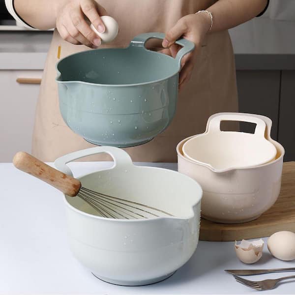 UUDULY 4 Piece Plastic Light Green Mixing Bowl Set with Non Slip