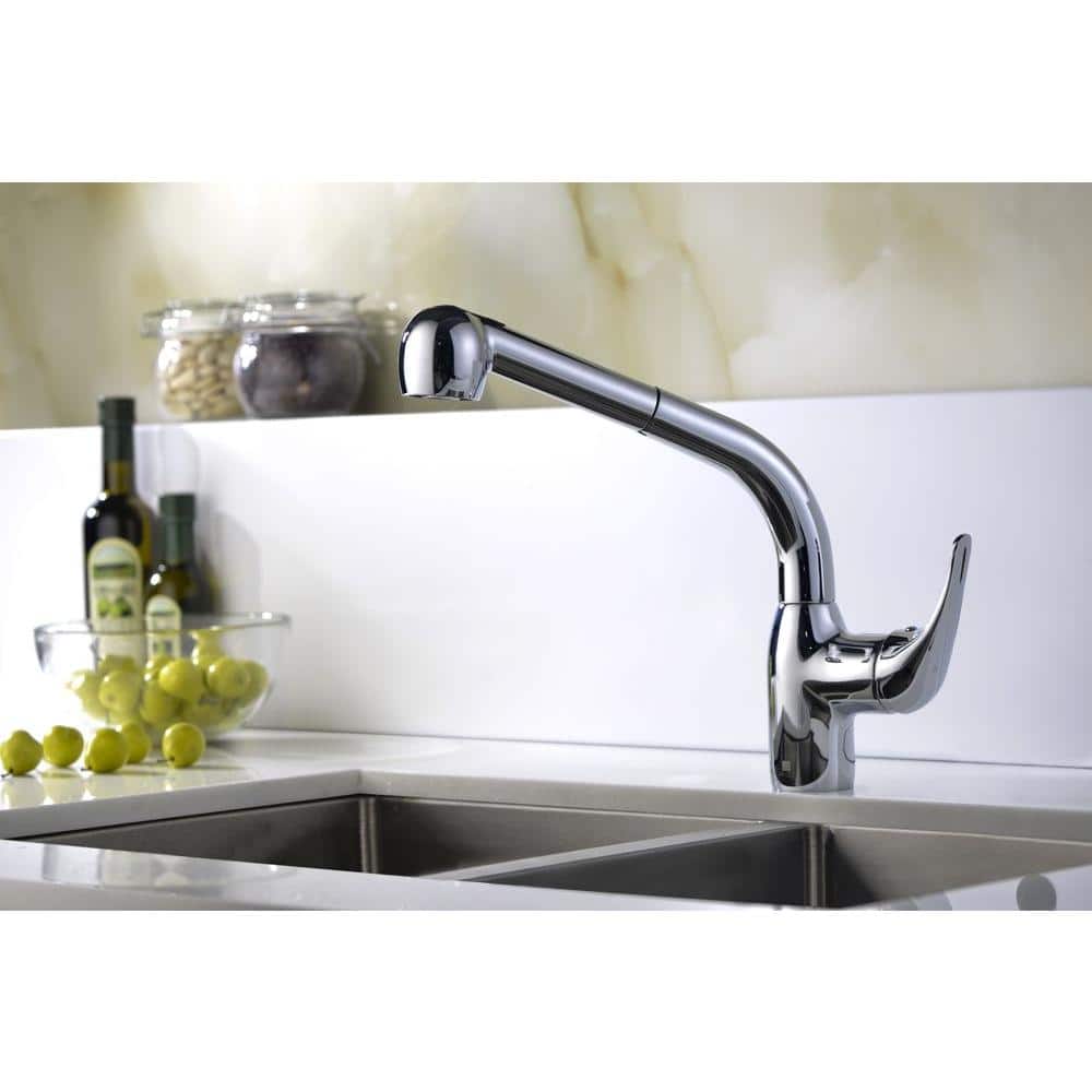 Chrome Single-Handle Pull-Out Spray Kitchen Faucet