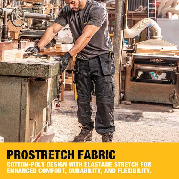 DEWALT ProTradesman Men's 32 in. W x 33 in. L Black Polyester