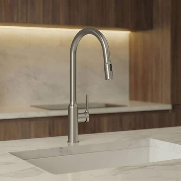 19.8 in. H 1-Handle Pull Down Sprayer Kitchen Faucet Hot and Cold with 360° Swivel in Stainless Steel