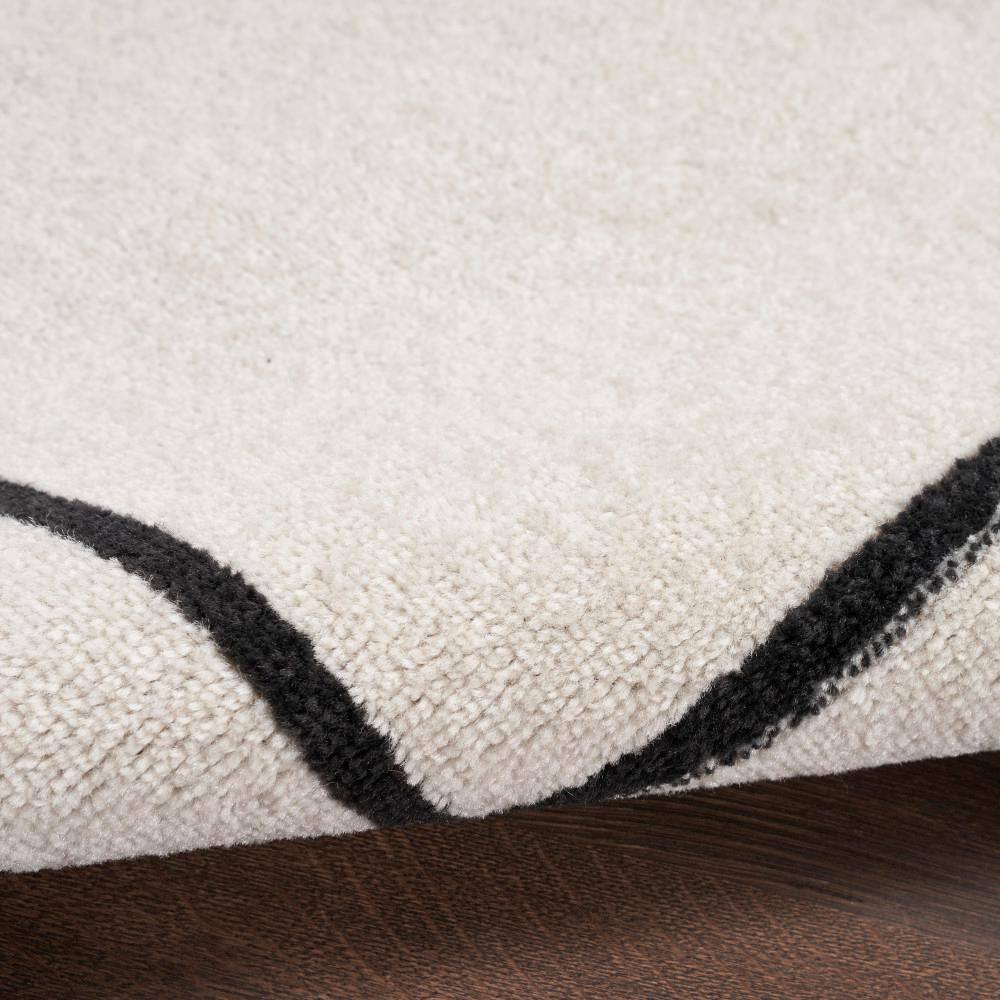 Contemporary Ivory/Black Square Outdoor Rug, Easy-Care Synthetic