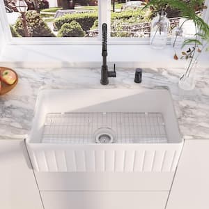 Malibu Crisp White 33 in. Farmhouse Apron Single Bowl Fireclay Kitchen Sink with Bottom Grid and Basket Strainer