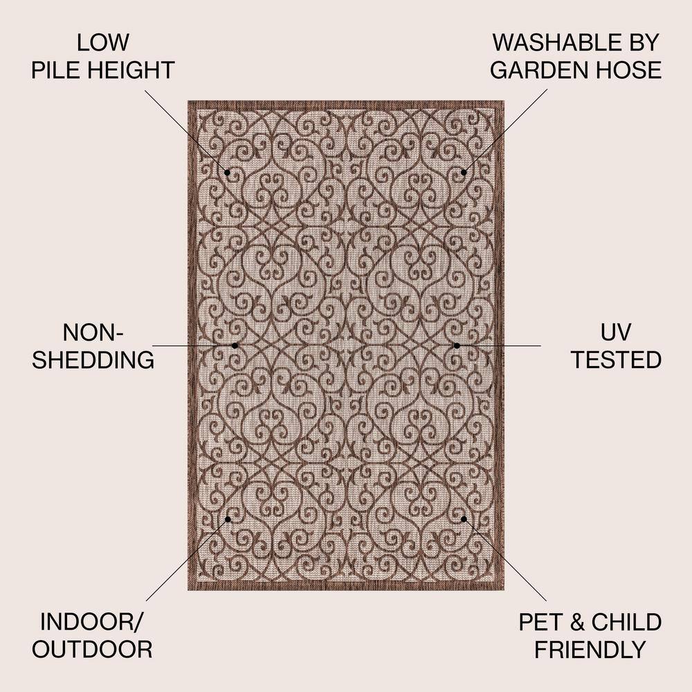 Taupe and Espresso Filigree Flat Woven Indoor/Outdoor Rug 4' x 6'