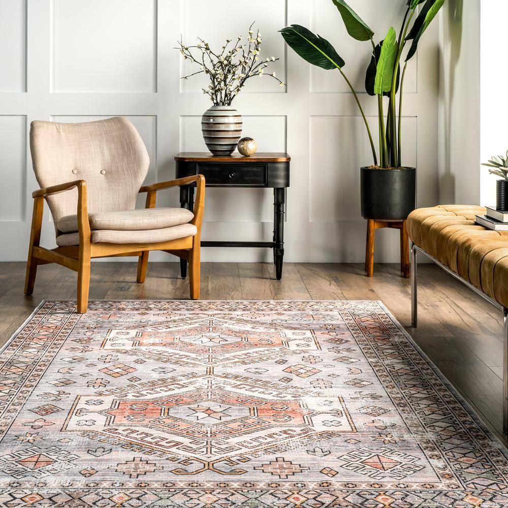 Light Gray Tribal Motif Washable Area Rug