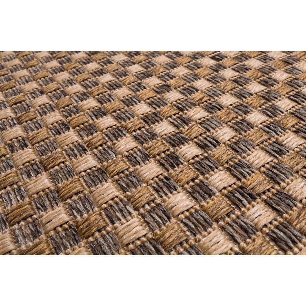 Gray 5' x 7' Stain-Resistant Synthetic Area Rug