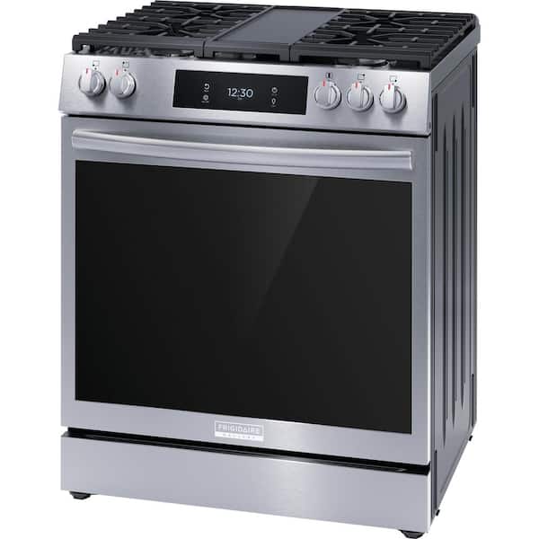 https://images.thdstatic.com/productImages/3d34fd43-510d-4693-80d2-5d30590d3650/svn/smudge-proof-stainless-steel-frigidaire-gallery-single-oven-gas-ranges-gcfg3060bf-e1_600.jpg