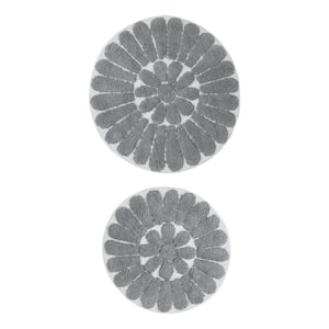 Chesapeake Bursting Flower 2piece White & Pewter Round Bath Rug Set (24 in. and 30 in.)