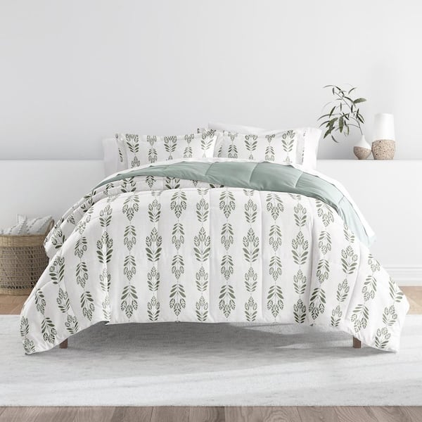 Becky Cameron Patterned Reversible Microfiber All Season Down-Alternative Ultra Soft King Comforter Set in Folk Leaves