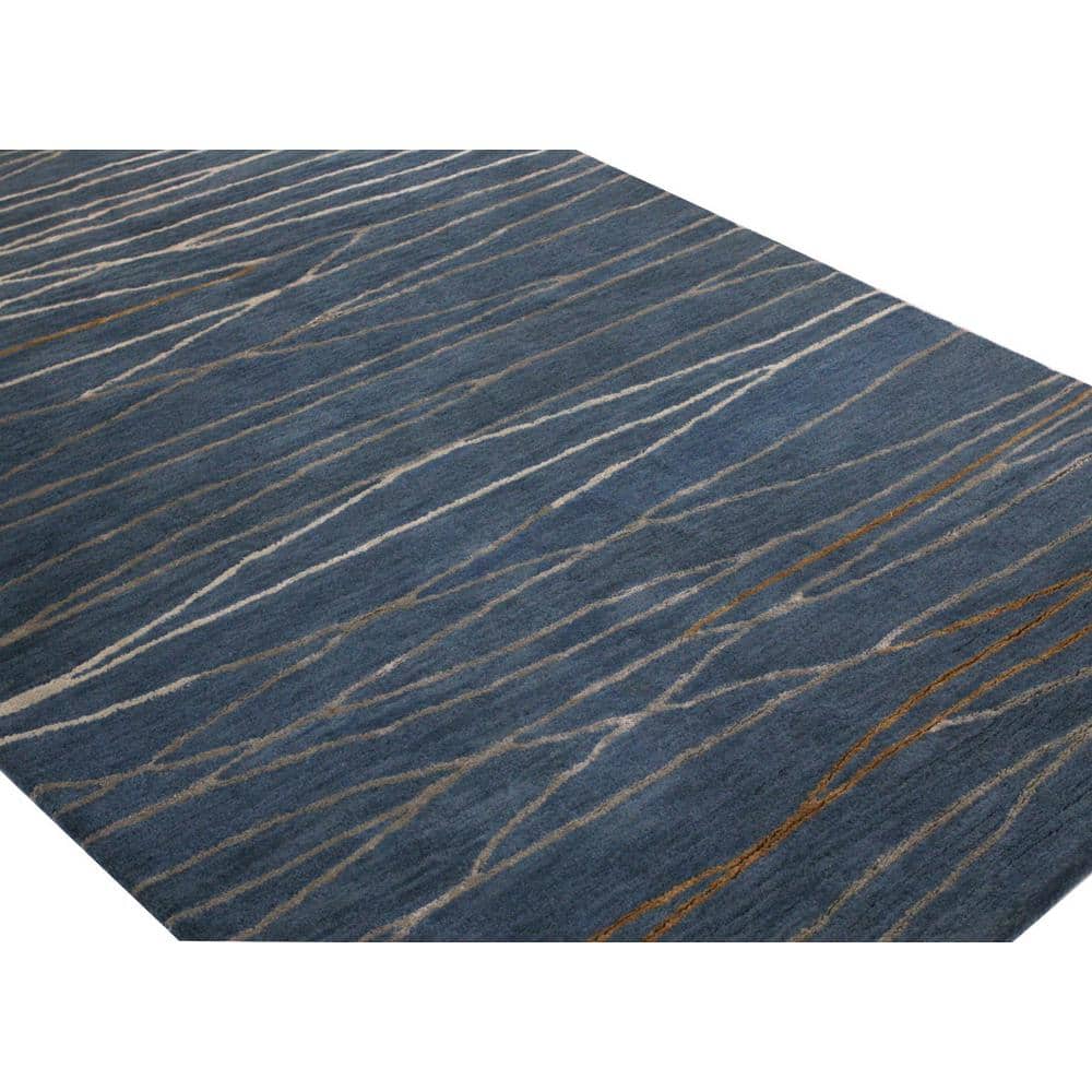 Azure Elegance Handmade Tufted Wool-Viscose 6' x 9' Area Rug
