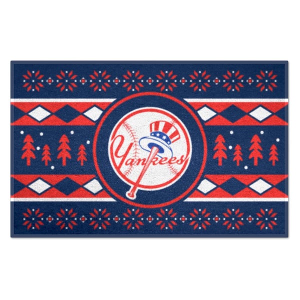 FANMATS New York Yankees Holiday Sweater Navy 1.5 ft. x 2.5 ft. Starter Area Rug