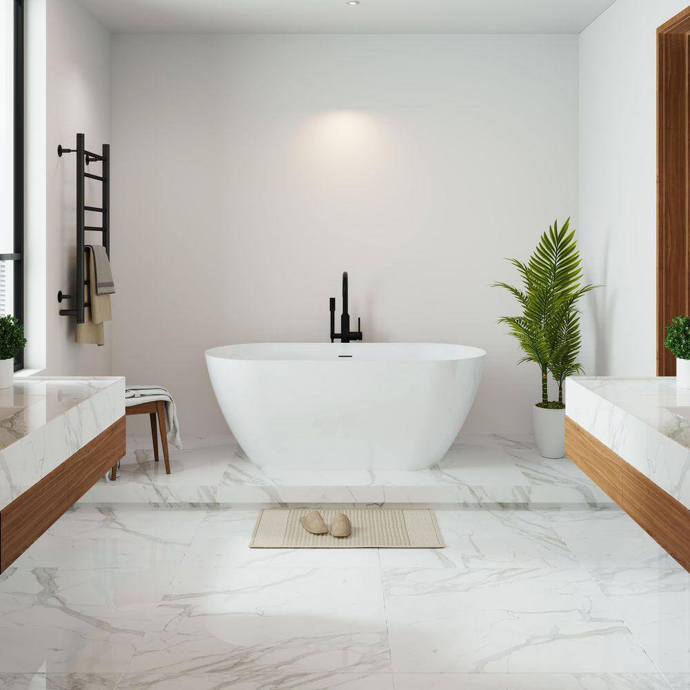 55 in. x 29.5 in. Acrylic Freestanding Soaking Bathtub with Overflow and Drain in Gloss White,  Matte Black Cover price history on PriceWatchPro