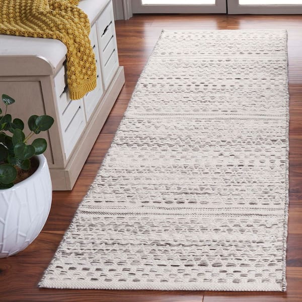 Kilim 2 ft. x 8 ft. Ivory/Brown Chevron Striped Runner Rug