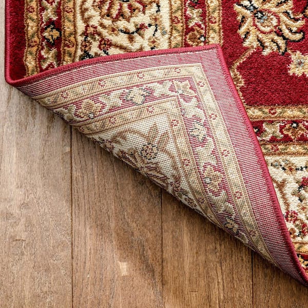 https://images.thdstatic.com/productImages/3d76cee4-3993-487a-afc0-d3cc567765b8/svn/red-well-woven-area-rugs-549305-fa_600.jpg