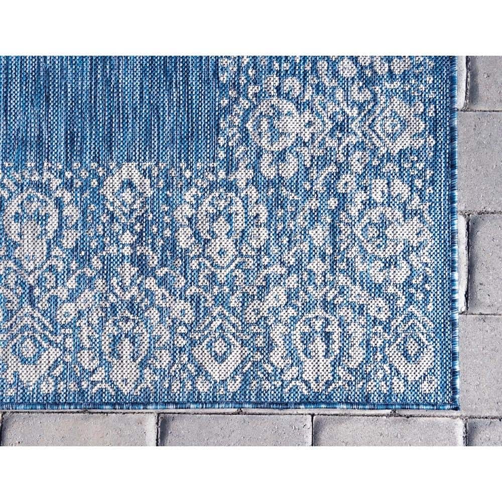 Coastal Charm Flat-Woven Blue Synthetic 5' x 8' Outdoor Rug