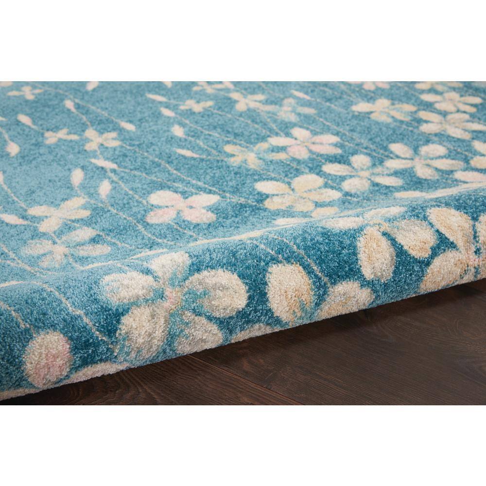 Tranquil Turquoise Floral Viscose 5'3" x 7'3" Area Rug