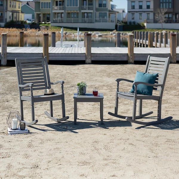 Walker Edison Furniture Company Grey Wash 3-Piece Acacia Wood Traditional Rocking Chair Outdoor Chat Set with Slatted Square Side Table