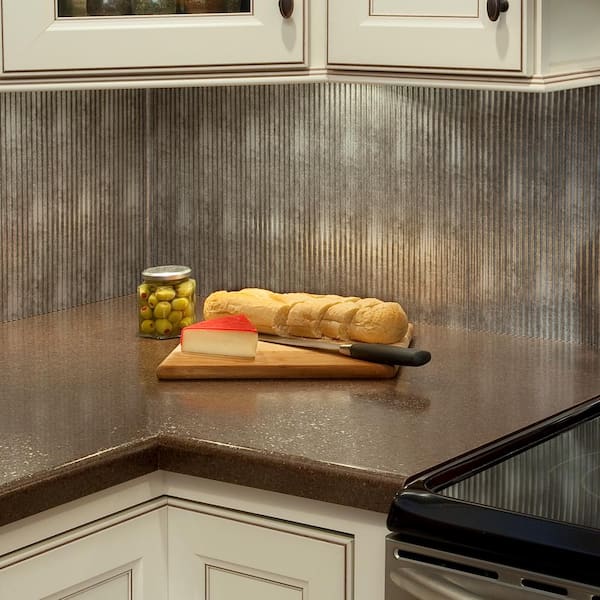 Rib 18.25 in. x 24.25 in. Vinyl Backsplash Panel in Cross Hatch Silver (5-Pack)