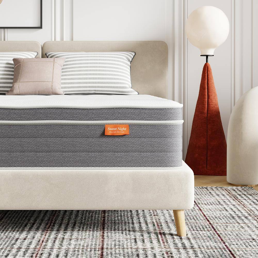 Cooling Queen Size Hybrid Mattress 12in - rated 4.5686 stars from 153 reviews