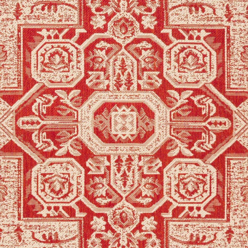 Red and Cream Geometric Synthetic Indoor/Outdoor Area Rug, 4' x 6'
