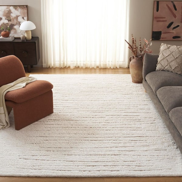 Casablanca Natural/Ivory 8 ft. x 10 ft. Wavy Lines Area Rug