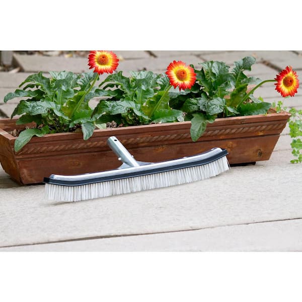  BLACK+DECKER Pool Brush, 360 Degree Bristles, 18 Inches :  Patio, Lawn & Garden