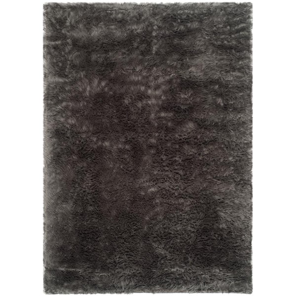 SAFAVIEH Faux Sheep Skin Gray 8 ft. x 10 ft. Gradient Solid Area Rug