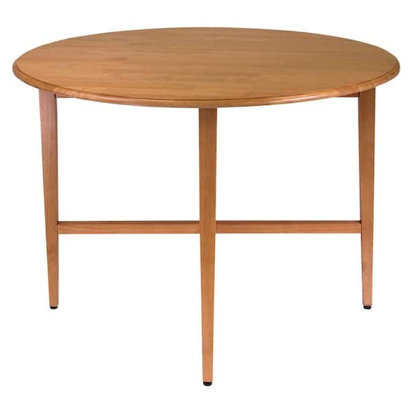 Winsome Wood Hannah 42 In Light Oak, Round Oak Table With Leaf