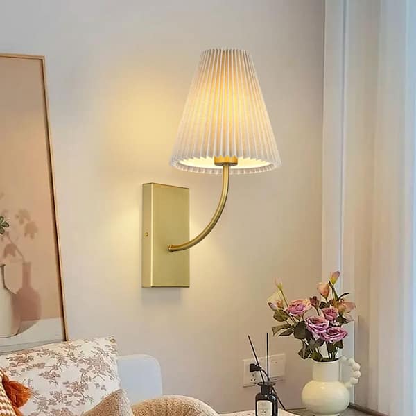 HUOKU Alicia 1-Light 8.3 in. W Brushed Gold Wall Sconce Standarded Fabric Wall Light for Bedside