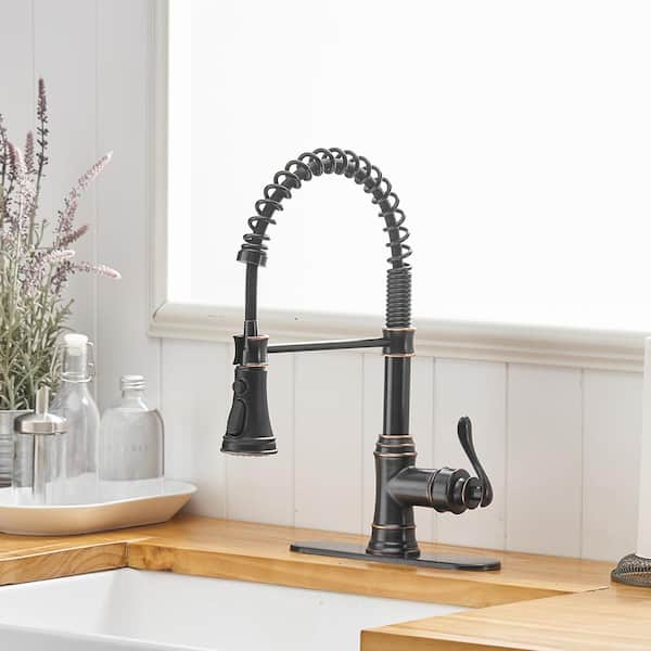 Single-Handle Pull-Down Sprayer 3 Spray High Arc Kitchen Faucet With Deck Plate in Oil Rubbed Bronze