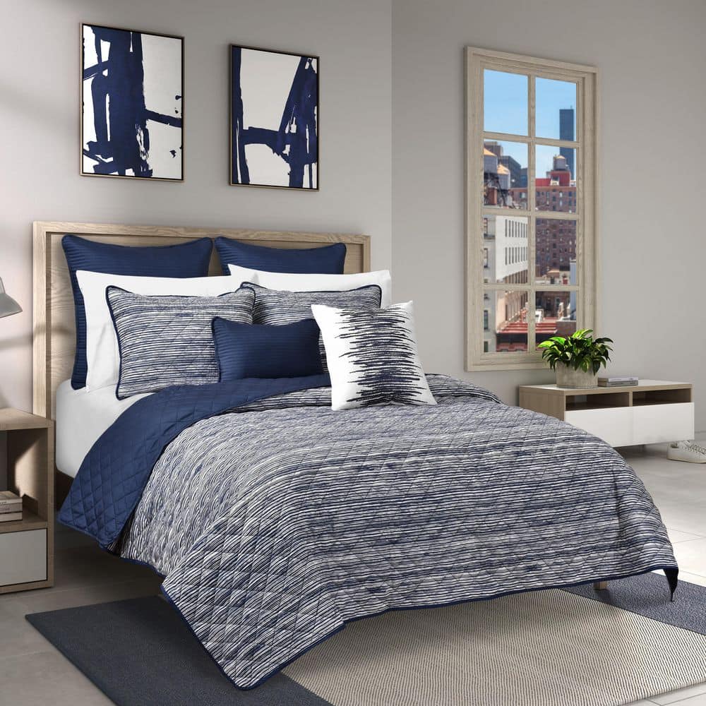 Dalton Navy Polyester Full/Queen 3Pc. Quilt Set