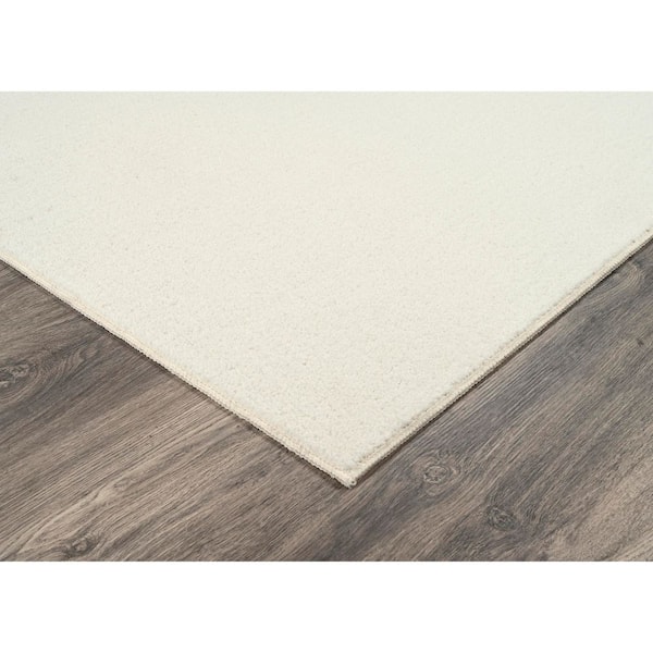 Clayton Plush 5 ft. x 7 ft. White Nylon Plush Utility Area Rug