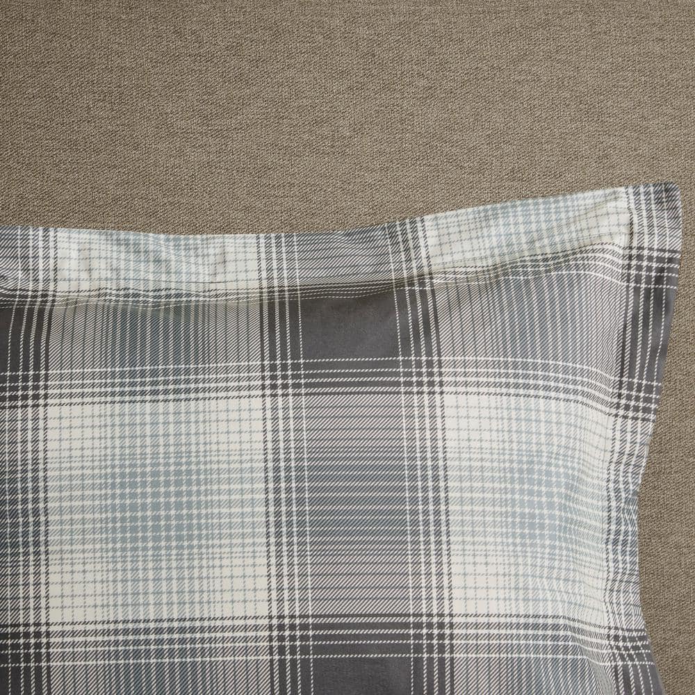 Gray Full/Queen Down Alternative Comforter Set with Plaid Pattern