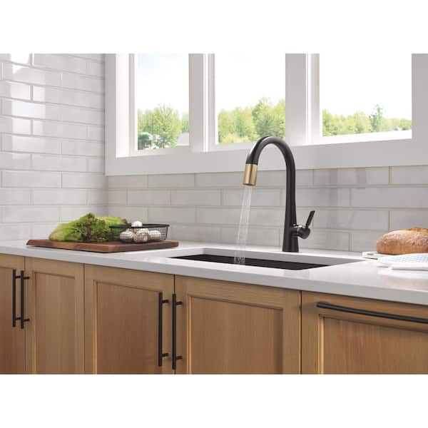 Monrovia Matte Black/Champagne Bronze 16.13 in. H Pull Down Sprayer Kitchen Faucet with 360° Spout Swivel