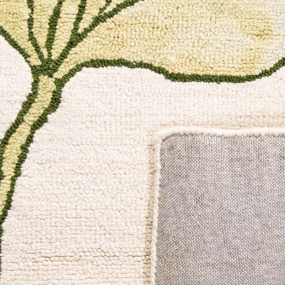 Ivory and Light Green Hand-Tufted Wool Area Rug