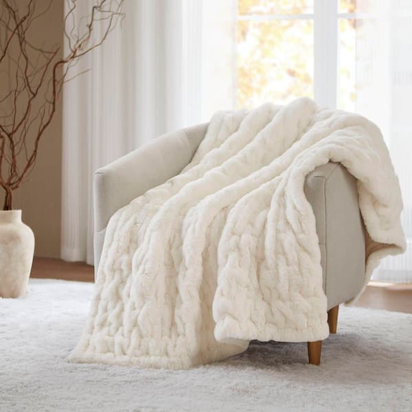 Ruched Fur Ivory Polyester Throw Blanket