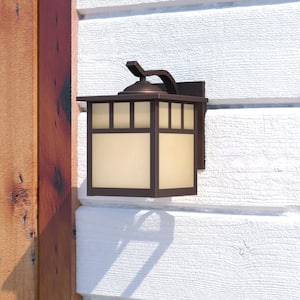 Mission 1 Light Bronze Rectangle Outdoor Wall Lantern Honey Glass