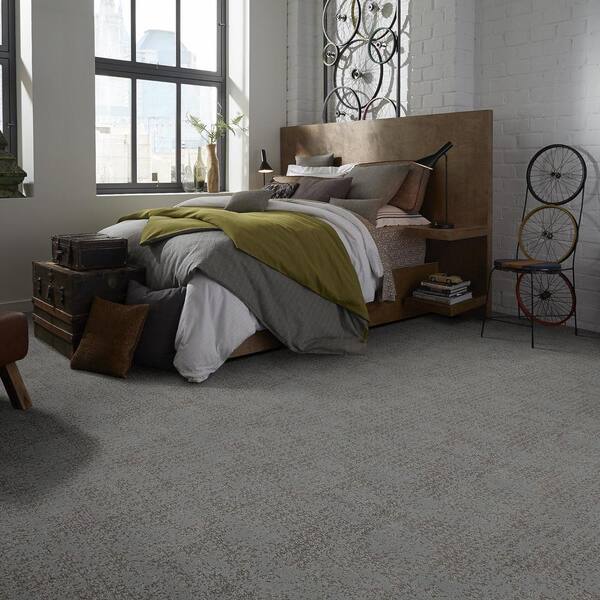 Elegant Dosinia - Academy - Gray 48.8 oz. Nylon Pattern Installed Carpet