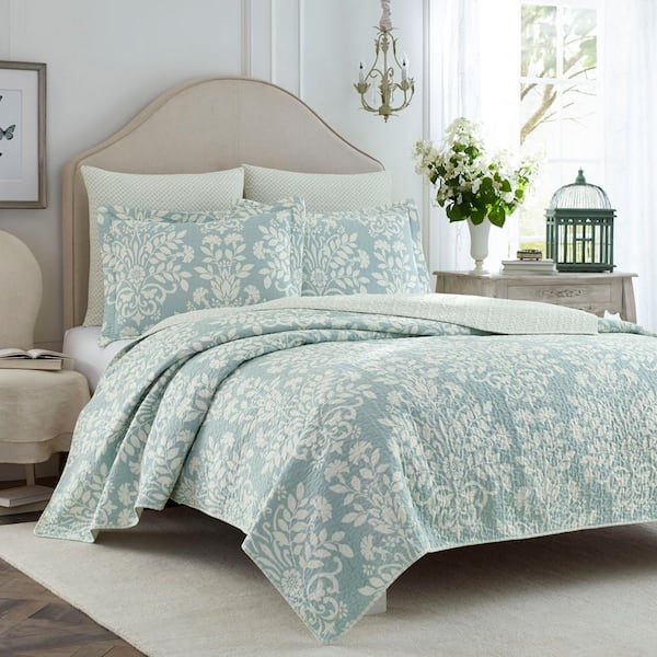 Laura Ashley Rowland 2-Piece Breeze Blue Floral Cotton Twin Quilt Set